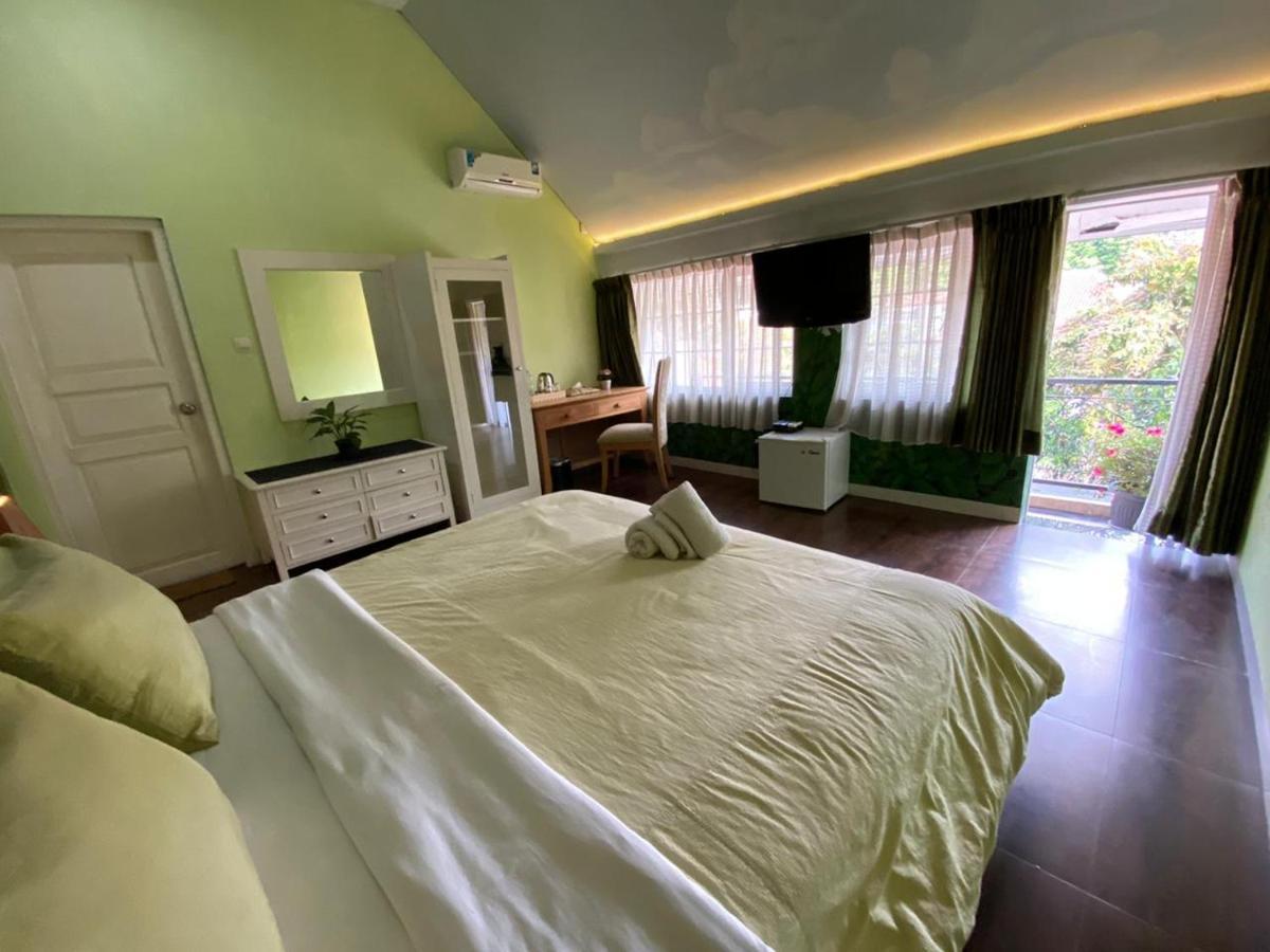 La Nostalgie Boutique Guest House Bandung Luaran gambar