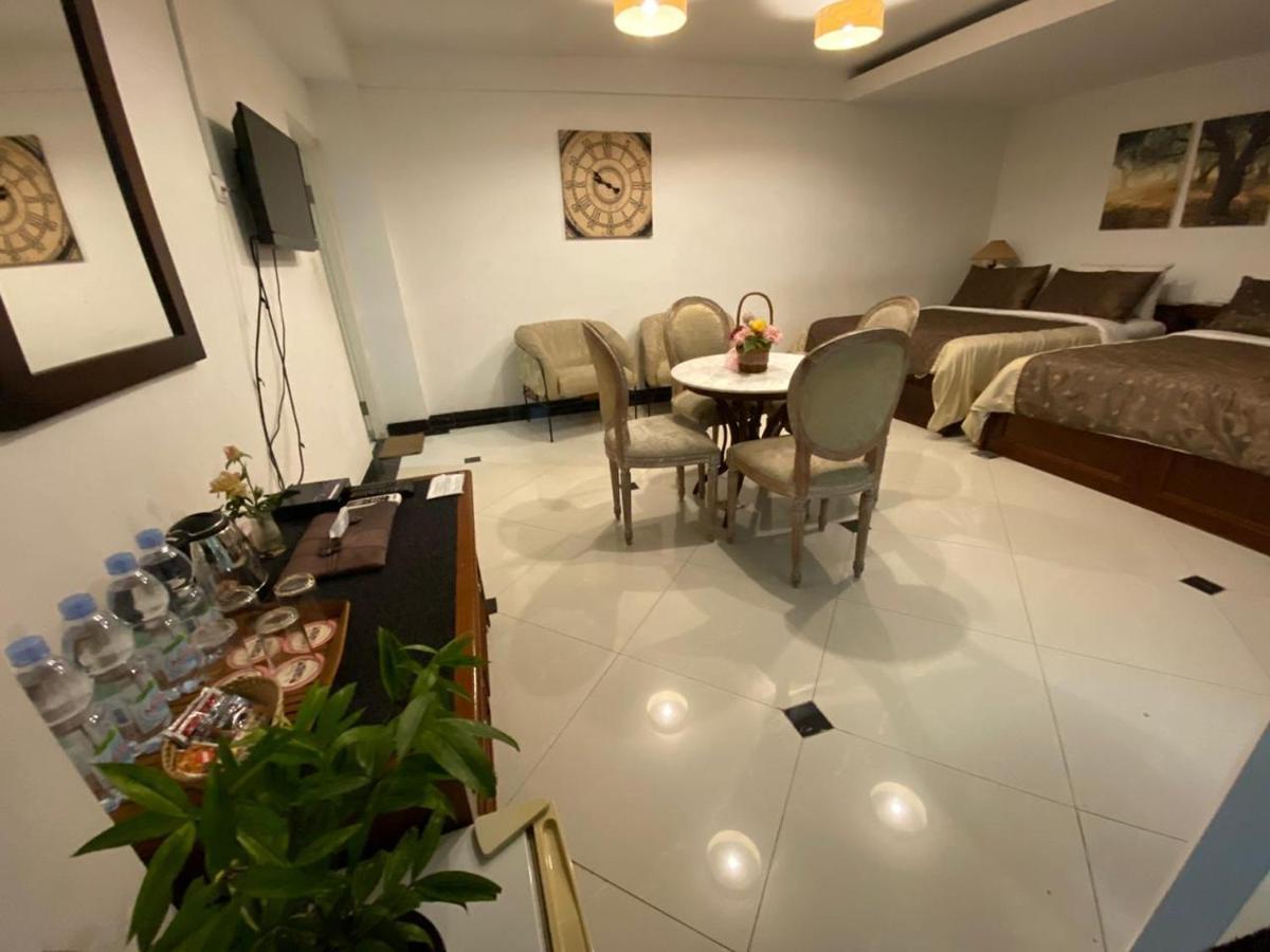 La Nostalgie Boutique Guest House Bandung Luaran gambar